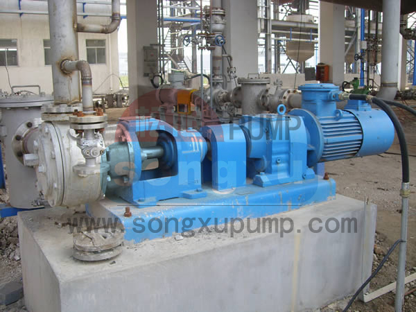 內(nèi)齒泵NB-250GB,樹脂高溫夾套泵案例現(xiàn)場