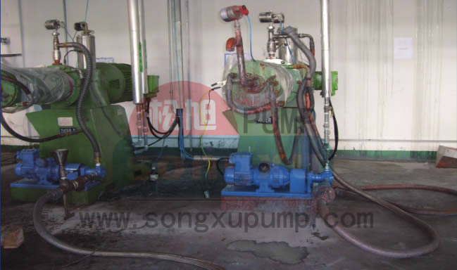 NB-26FB砂磨機(jī)進(jìn)料泵應(yīng)用現(xiàn)場